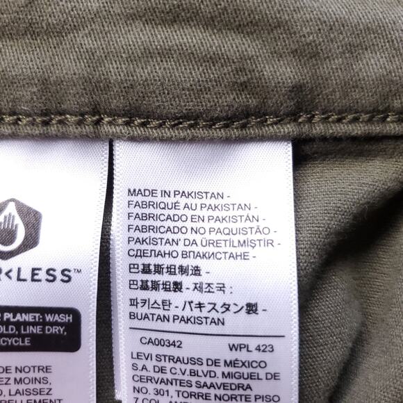 Levis Utility Chino Pants Women 25 Green Patch Pockets Stretch Slim Straight - Picture 9 of 12